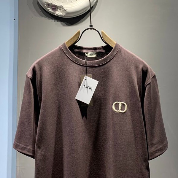 新作◆ディオール CDアイコン Tシャツ コピー コットン クルーネック 刺しゅうロゴ 4色 013J600A0589